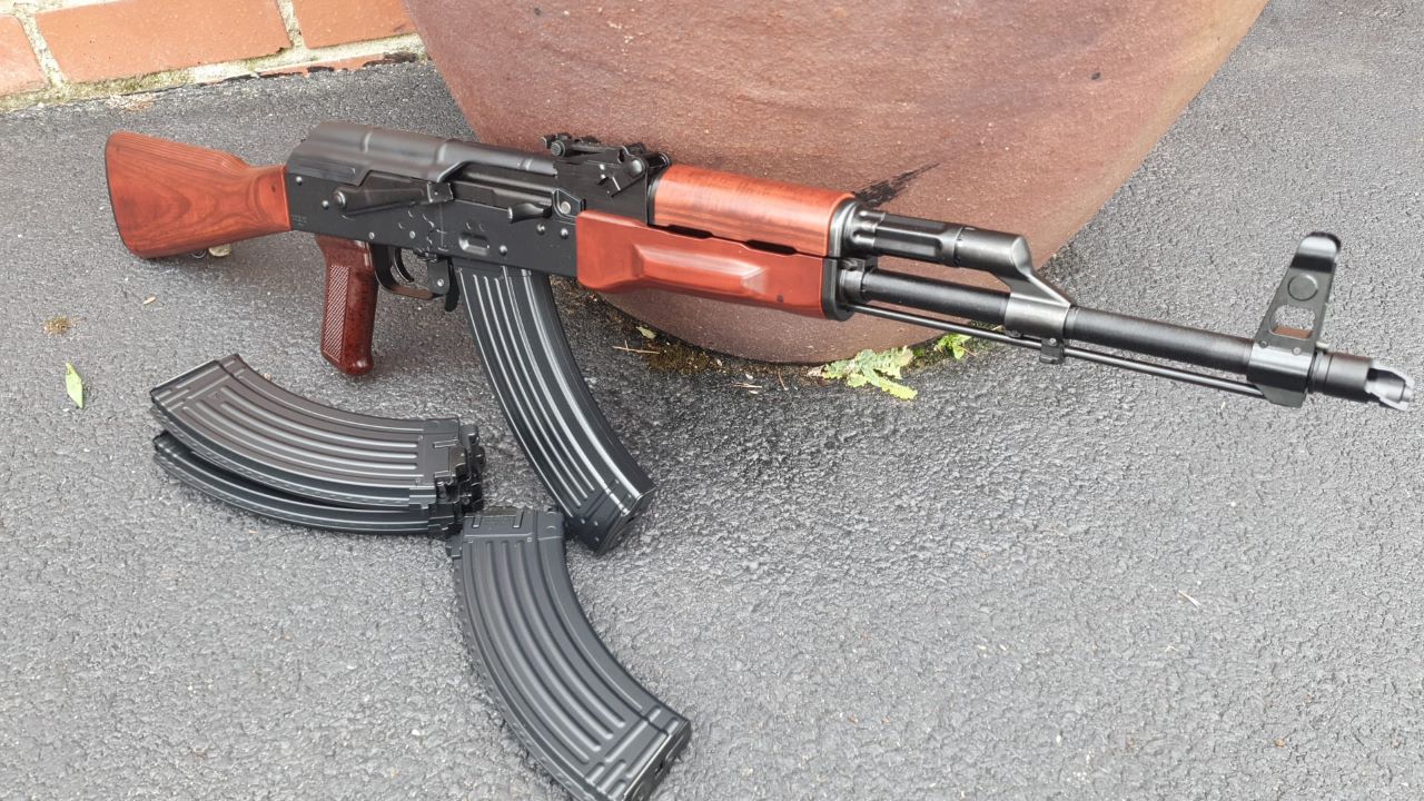 TM AKM